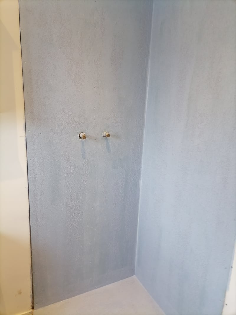 Wall and floor instalation